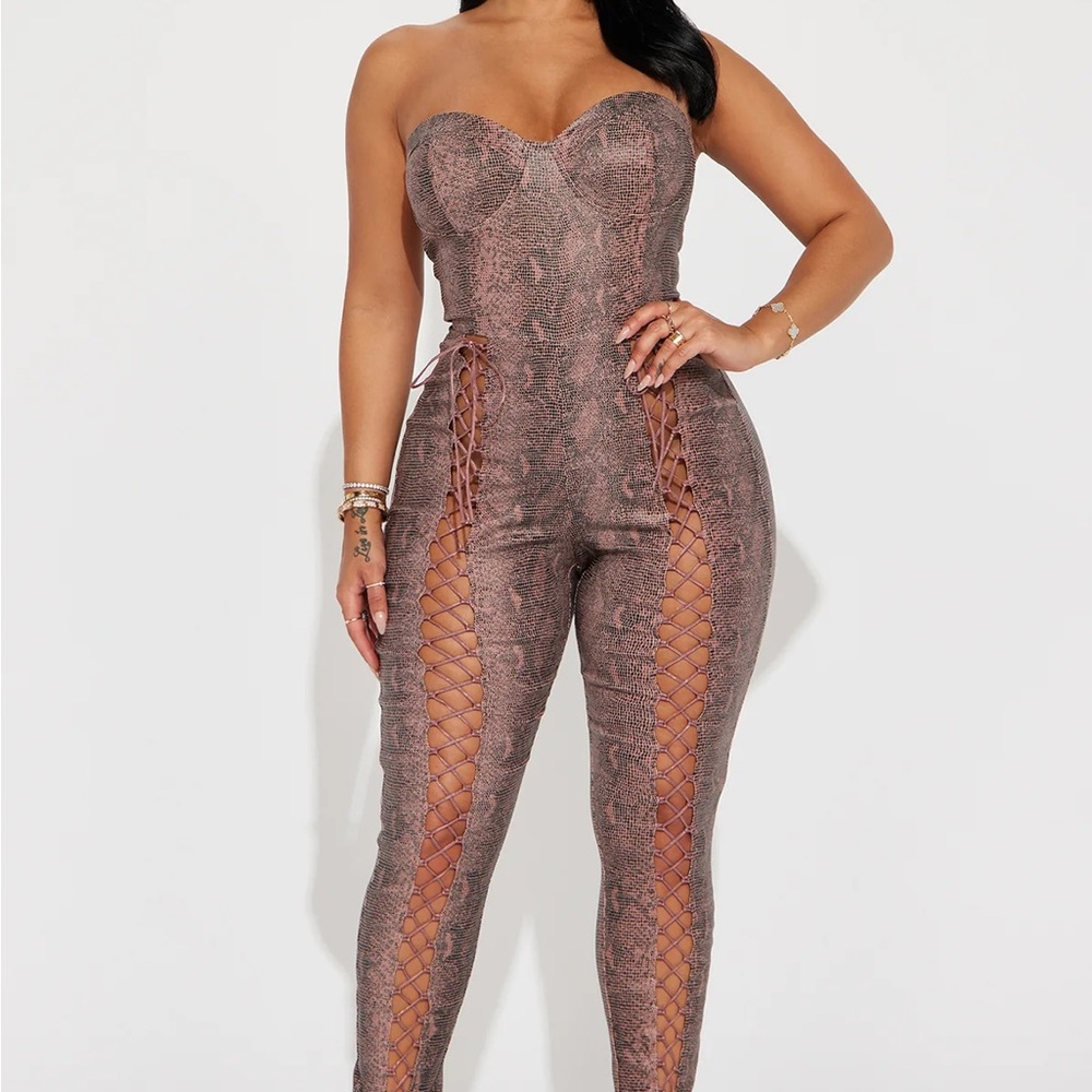 Fashion Nova Snakeskin Lace-Up Jumpsuit in Mauve